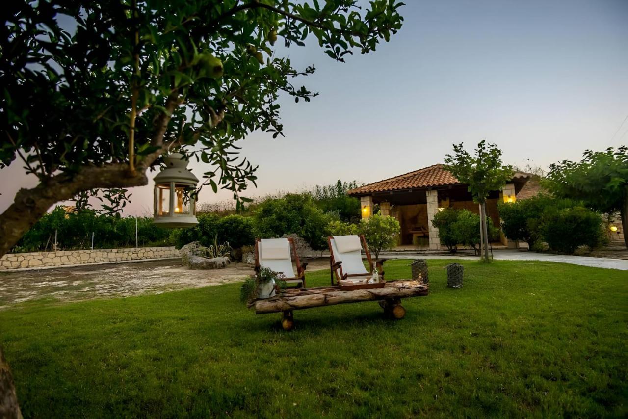 A Casa D'Irene Apartment Mantzavinata Ngoại thất bức ảnh