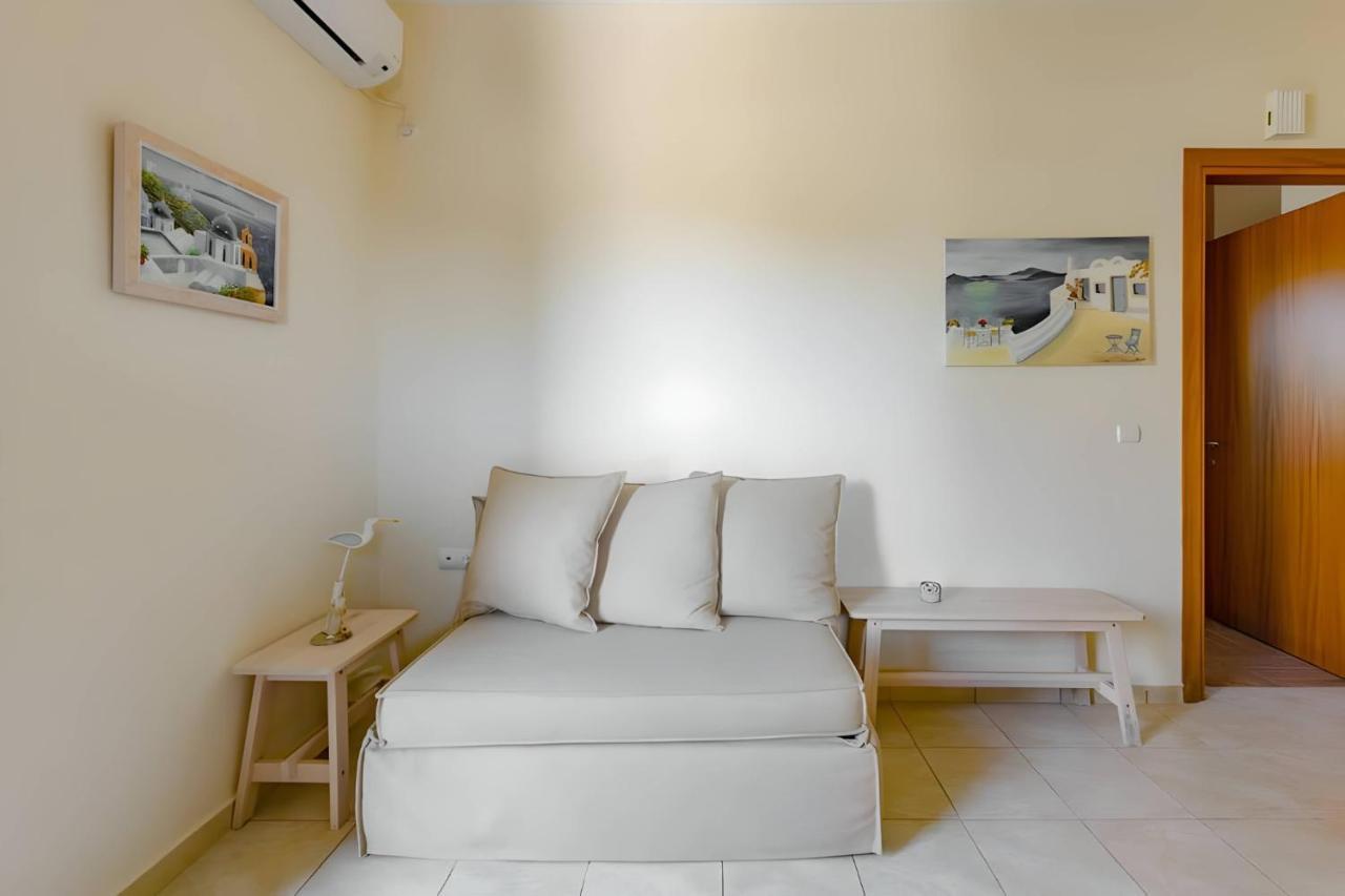 A Casa D'Irene Apartment Mantzavinata Ngoại thất bức ảnh