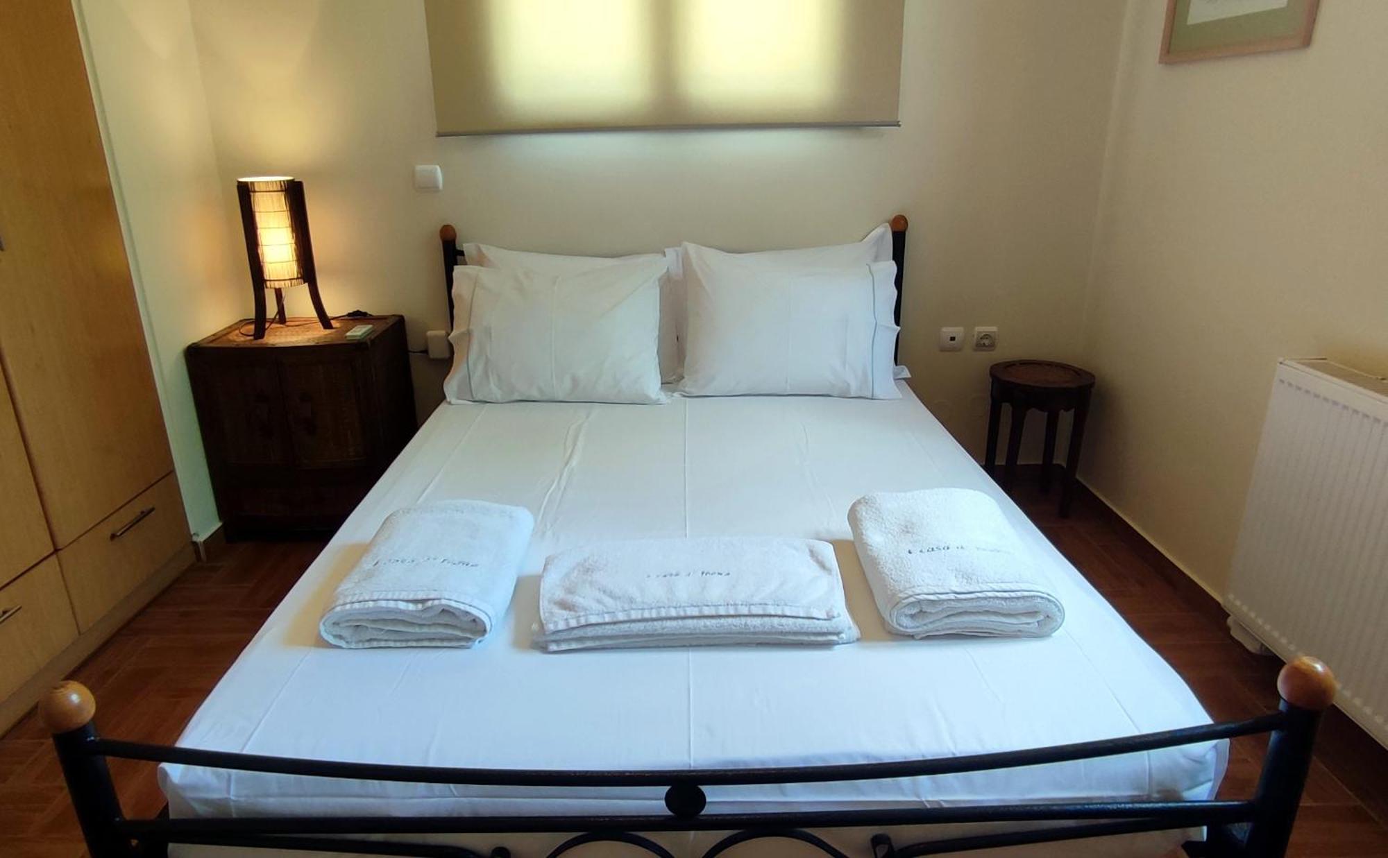 A Casa D'Irene Apartment Mantzavinata Ngoại thất bức ảnh